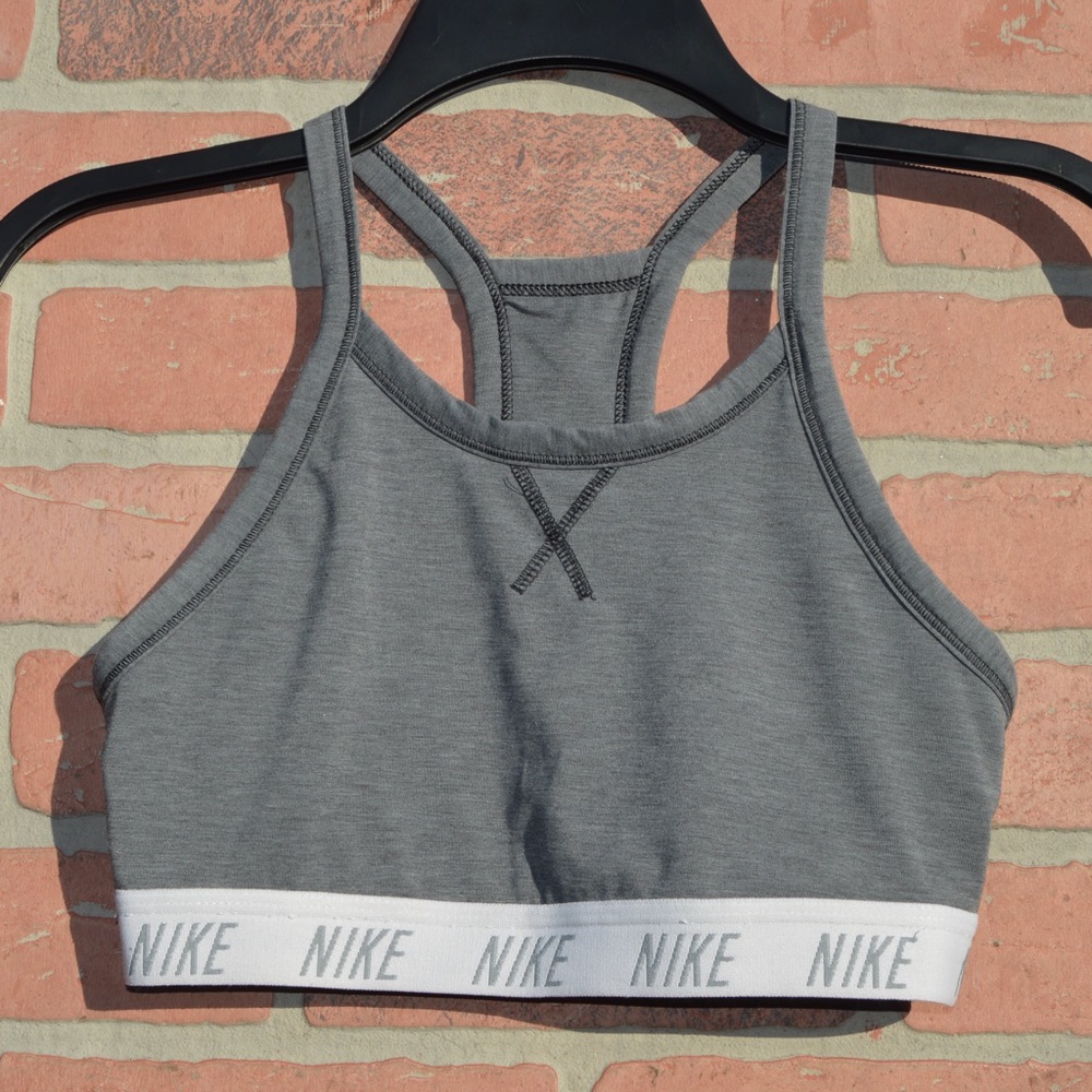 Nike Swoosh Racerback Sports Bra Size Small - Picture 3 of 5